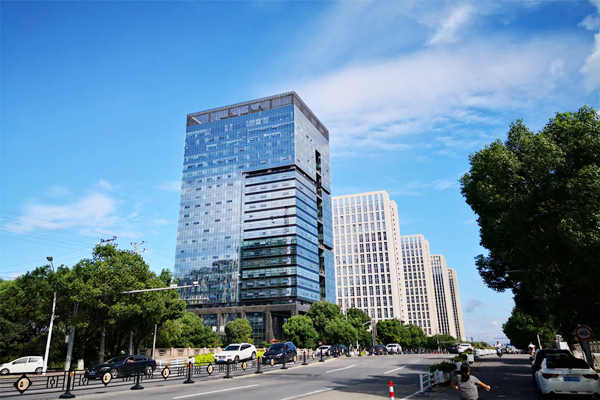 樓宇智能化技術飛速發展,智能樓宇越來越“牛”!(圖1) 樓宇智能化技術飛速發展,智能樓宇越來越“牛”!(圖1)